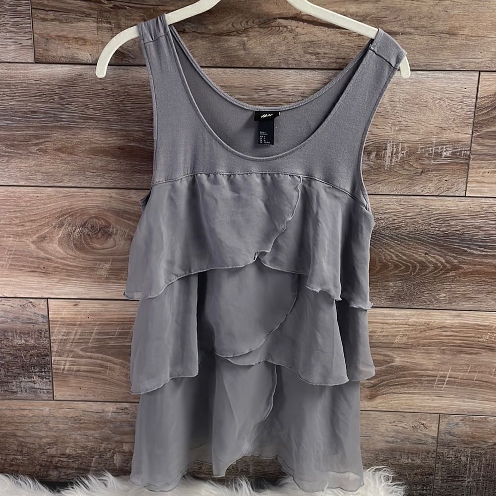 H&M Ladies Ruffle Layered Top, Size Medium, Gray